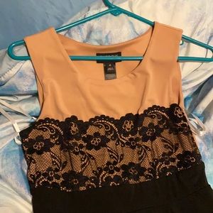 Beautiful size 4, modest dress